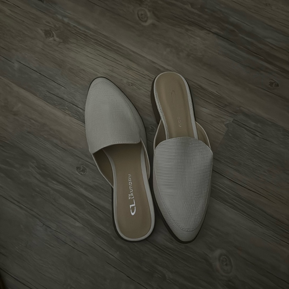 Dress shoes
